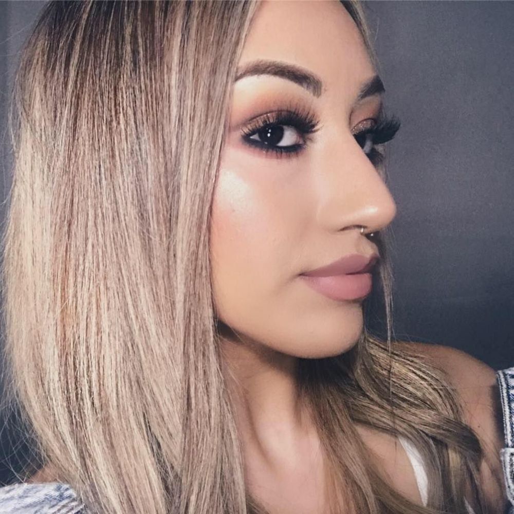 Meet your Posher, Itzel